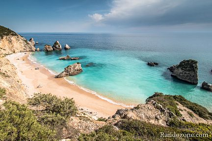 Point de vue sur la plage de Ribeiro do Cavalo