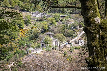 Point de vue sur le hameau de Bez Bédène