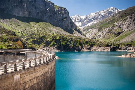 Nous repassons au barrage des Gloriettes