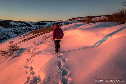 Lumière magnifique avec les dernières lueurs du soleil