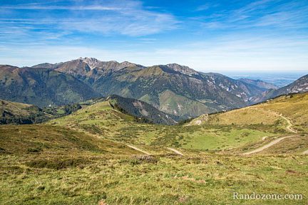Panorama depuis la crête de la Serre