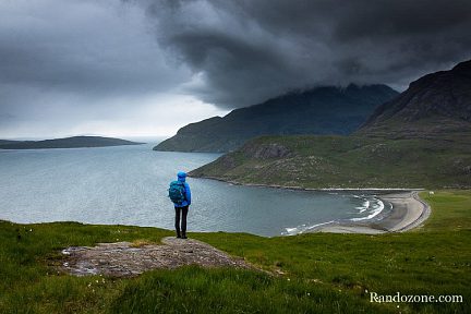 Au dessus de Camasunary Bay