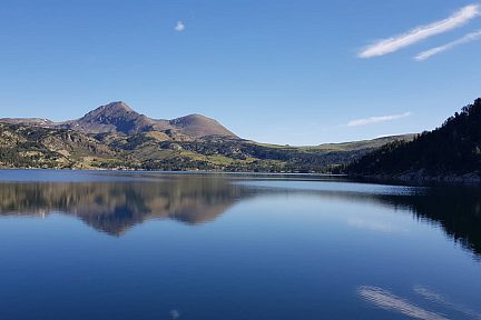 Beau reflet dans le lac des Bouillouses