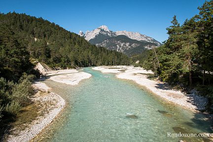 On profite des belles couleurs du Karwendel