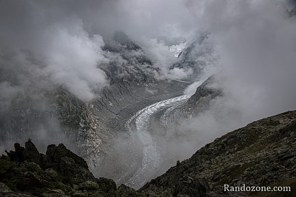 Belle vue sur le bas du glacier de la Mer de Glace