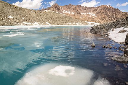 Blocs de glace au lac du Glacier d'Arsine