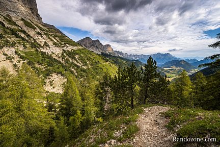 Joli point de vue en sortant de la forêt