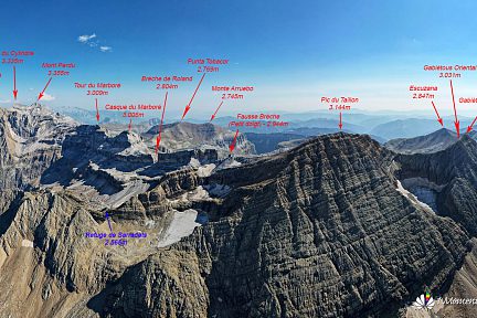 Vue aérienne détaillée Brèche de Roland