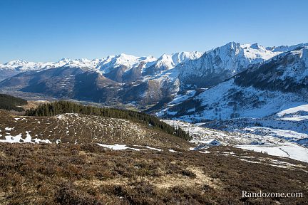 Vallée d'Arrens depuis la montée au Cap d'Aout