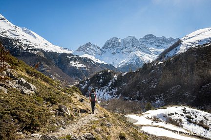 Balade en balcon en face du cirque de Gavarnie