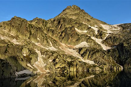 Lac du Pourtet, sunrise