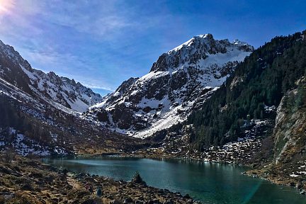 Lac de Suyen en février, vue 2