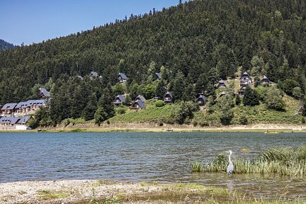 Lac de Payolle en juillet, vue 2