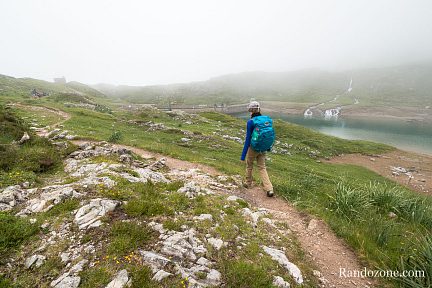 Retour par l'autre côté du lac