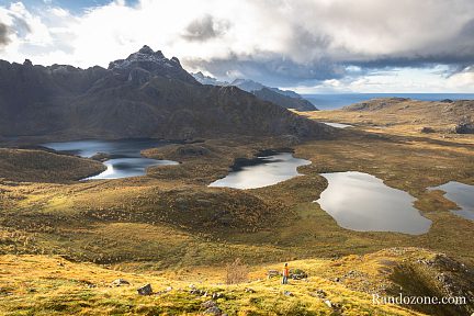 Pendant la montée vers Trollan en Norvège sur une des îles Vesteralen