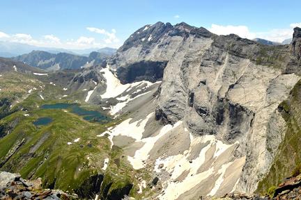 Pic de la Géla depuis la station Piau-Engaly Actualité : Pic de la Géla depuis la station Piau-Engaly