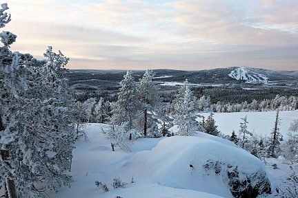 Point de vue pendant la randonnée de Pikku-Syötteen luontopolku en Finlande