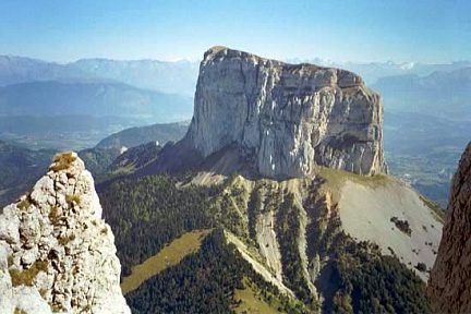 Mont Aiguille, trek dans le Parc du Vercors