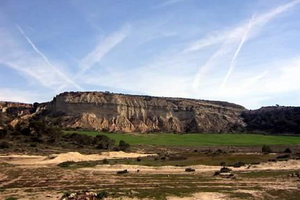 Désert des Bardenas et ses falaises