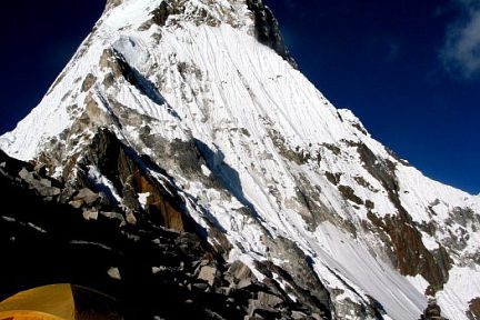 Climbing Ama Dablam 6800m 22,800ft