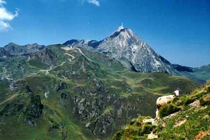 Pic du Midi de Bigorre depuis la crête du Serpolet