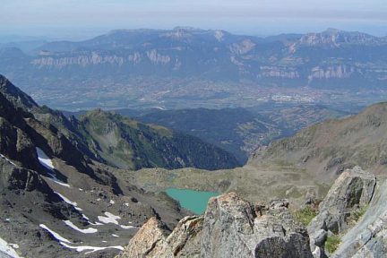 Vue sur la vallée Grenobloise depuis le sommet de la Croix de Belledonne