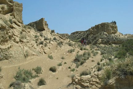 VTT dans les Bardenas