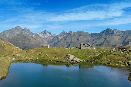 Lac et refuge de Pombie