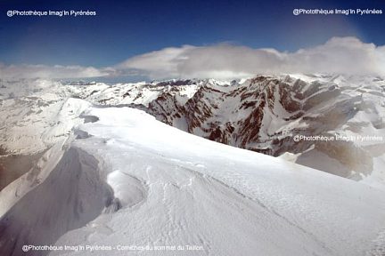Corniches du sommet du Taillon