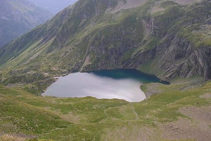 Lac d'Isabe vu depuis le pic de la Ténèbre