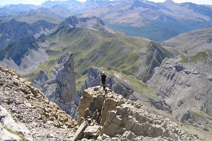 Sommet intermédiaire de la Petite Aiguille d'Ansabère