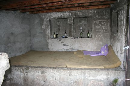 Intérieur de la cabane d'Aygues Cluses - vue 1