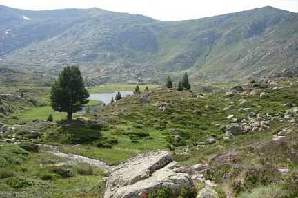 Refuge de Bassiès et l'étang du Pla de la Font