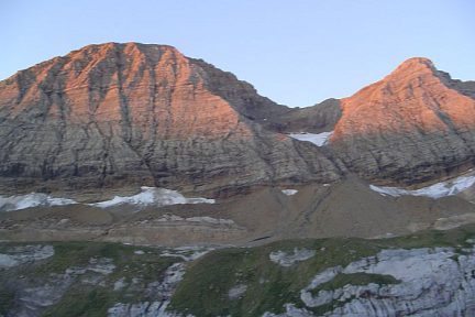 Pic du Taillon et Gabietou au mois d'août