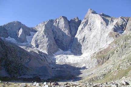 Devant la face nord du Vignemale en août 2005