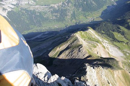 Gavarnie depuis l'Arête NO du Petit Astazou