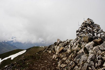 Au sommet du Signal de Bassia
