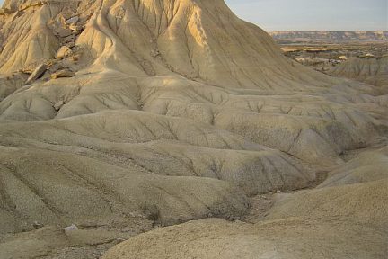Relief dans le désert des Bardenas Reales