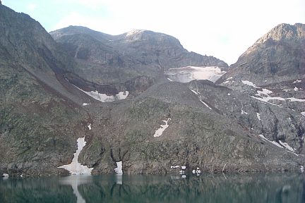 Perdiguère et lac du Portillon depuis le barrage
