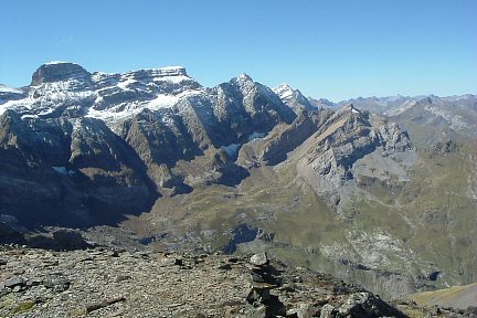 Cylindre, Marboré, Astazous et Taillon depuis le Soum de Port Bieil