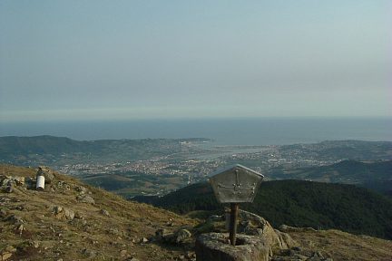 Côte Basque et Océan Atlantique depuis Irumugarrieta