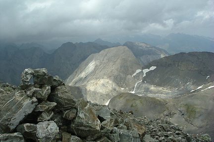 La Pena Blanca depuis le pico de la Robinera
