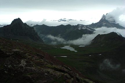 Pico de las Arroyeras (2573 m) : vue sur Anayet et le pic du Midi d'Ossau