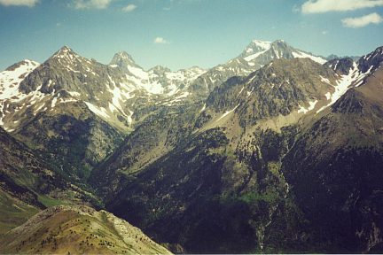 Pena Foratata : vue sur le pic d'Arriel, le Palas et le Balaïtous