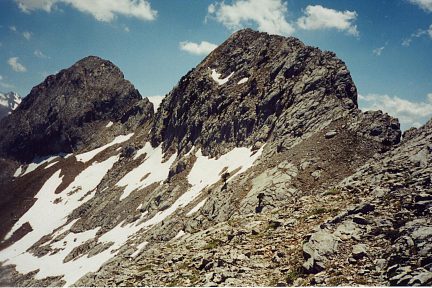 Pena Foratata : les deux sommets, Pena Est et Pena Ouest