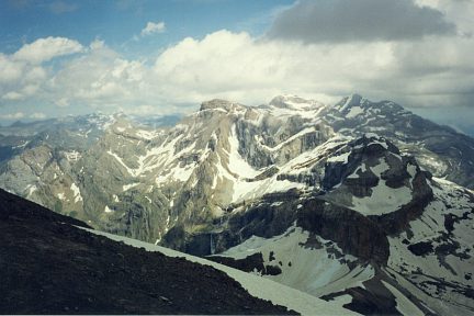 Du sommet du Taillon (3144 mètres) en 1993