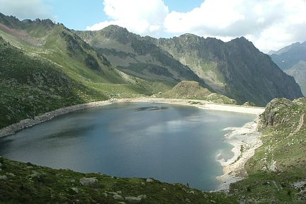 Le lac Dets Coubous en descendant du pic de Madamète