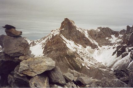 La Table et le pic des Trois Rois depuis le Dec de Lhurs (2176 m)