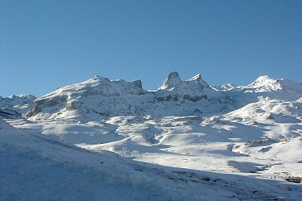 Le cirque d'Anéou, du col du Pourtalet à la Pène Mieytadère