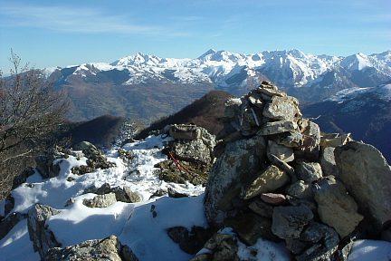 Les sommets de Hautacam vus du Soum de la Péne (1616 m)